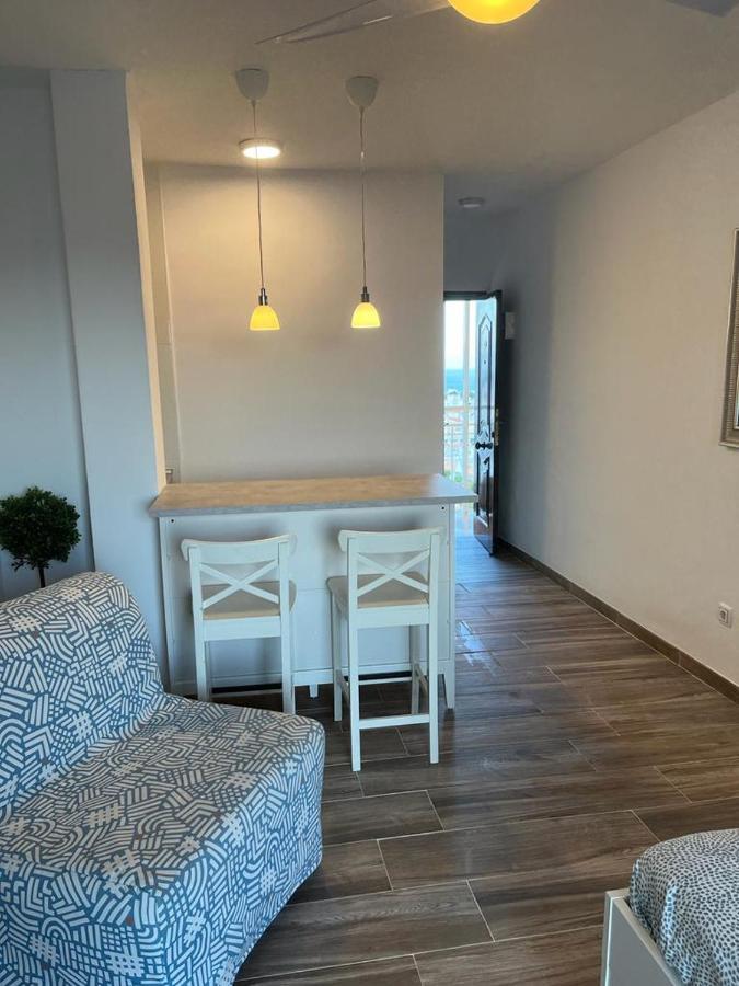 Apartment In 托雷莫利诺斯 外观 照片